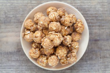 Almonds in caramel popcorn