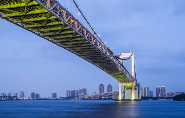 Tokyo Duhový most v večer — Stock fotografie