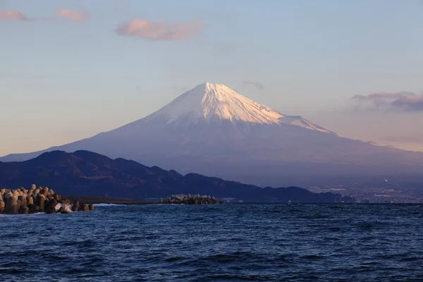 ภูเขาไฟฟูจิและทะเลที่ Miho — ภาพถ่ายสต็อก