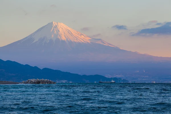 Berg Fuji en zee — Stockfoto