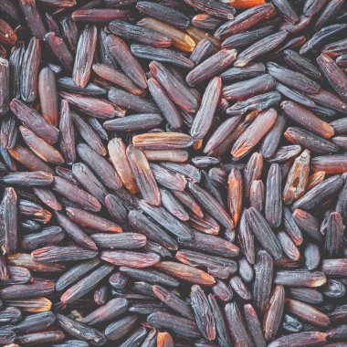 kahverengi pirinç pişmemiş