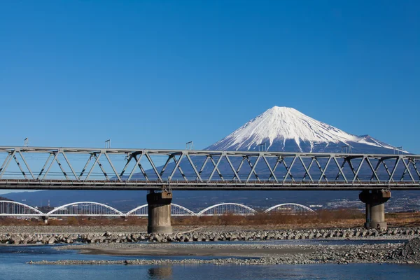 Berget Fuji och järnväg — Stockfoto