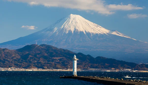 Dağ Fuji ve okyanus — Stok fotoğraf