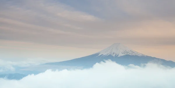 La cima de la montaña fuji — Foto de Stock