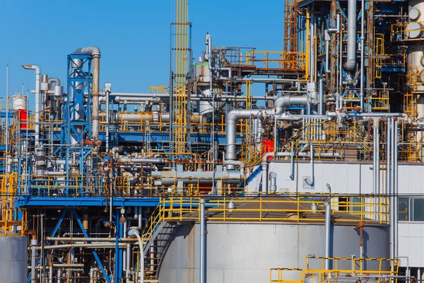 Oil refinery plant — Stock Photo, Image