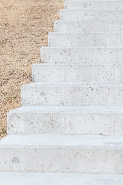 Escadas de concreto ao ar livre — Fotografia de Stock