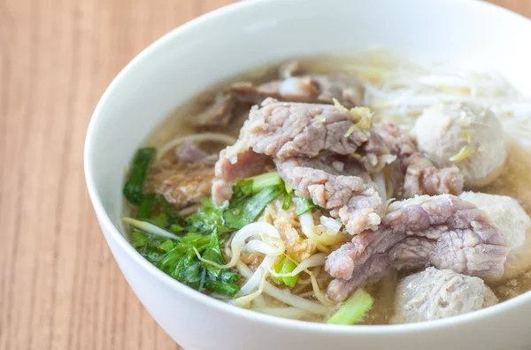 Comida asiática en bowl —  Fotos de Stock