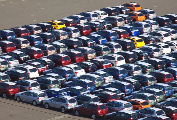 Novos carros japoneses — Fotografia de Stock