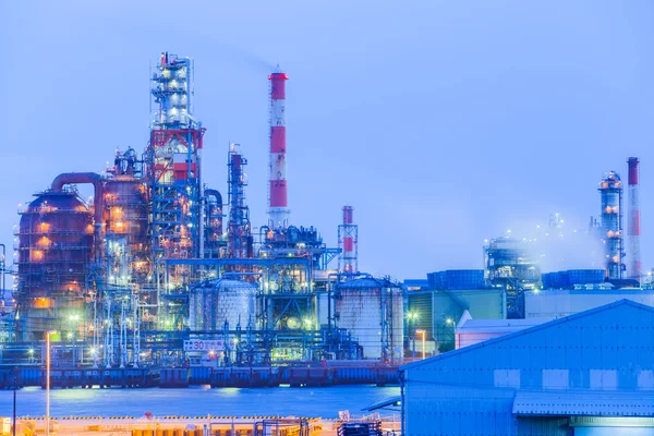 Oil refinery plant — Stock Photo, Image