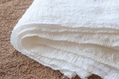 Beyaz temiz havlu