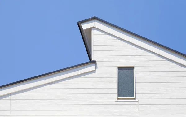 Haus Außenwand und Fenster — Stockfoto