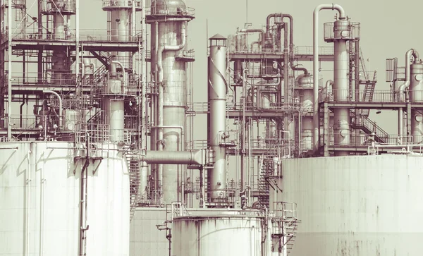 Oil refinery plant — Stock Photo, Image