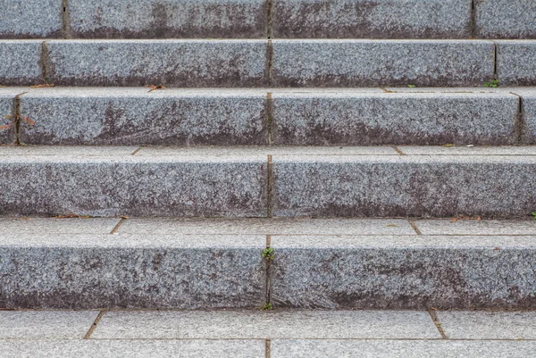 Escada de pedra ao ar livre — Fotografia de Stock