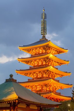 Japon kırmızı pagoda