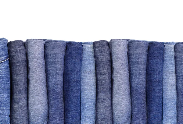 Джинсы в голубой джинсе — стоковое фото