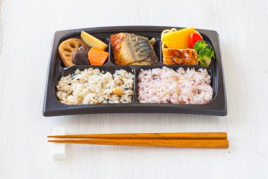 Japon cuision ev dolu yemek