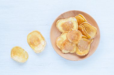 Kurutulmuş patates dilimleri