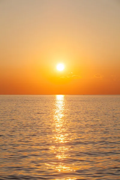 Pôr do sol no mar — Fotografia de Stock