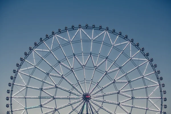 Silhouette of ferris wheel — Stock Photo, Image