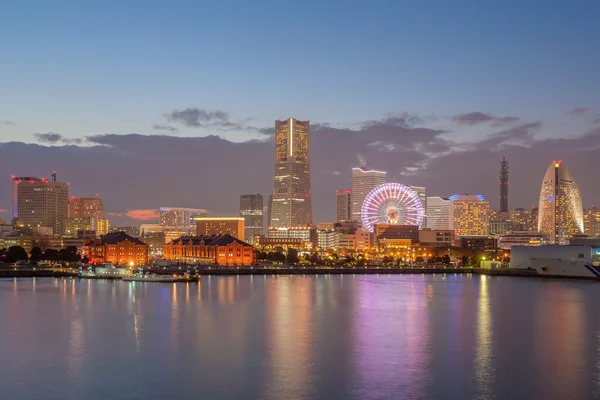 Vista nocturna de la bahía de Yokohama — Foto de Stock