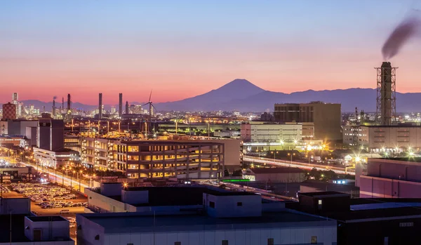 Montaña Fuji y zona industrial de Japón — Foto de Stock