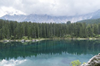 manzara mavi göl dağ