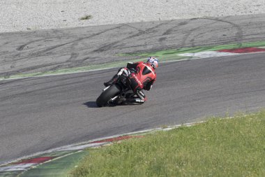 Brescia, İtalya 12 Ağustos 2016. Ücretsiz pratik motosiklet, Autodromo di şarap