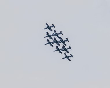 Moniga Lake Garda Brescia, İtalya 20 Ağustos 2016. Performans akrobatik takım İtalyan Frecce Tricolori Ulusal Askeri Havacılık deneyin