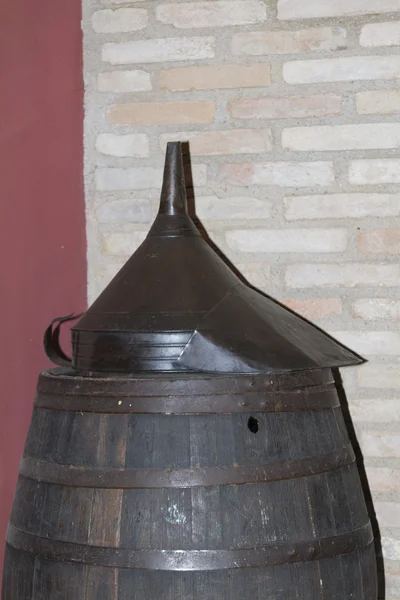 Viejo barril de vino — Foto de Stock