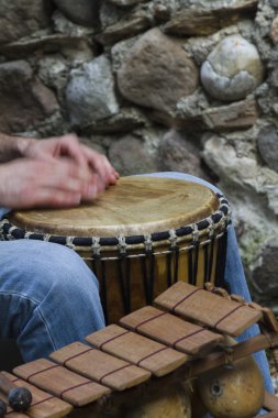 Drums και Percussions