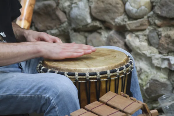 Drums και Percussions