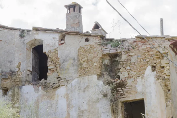 Pays abandonné et maison — Photo