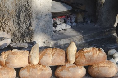 Ekmek fırıncı üzerinden