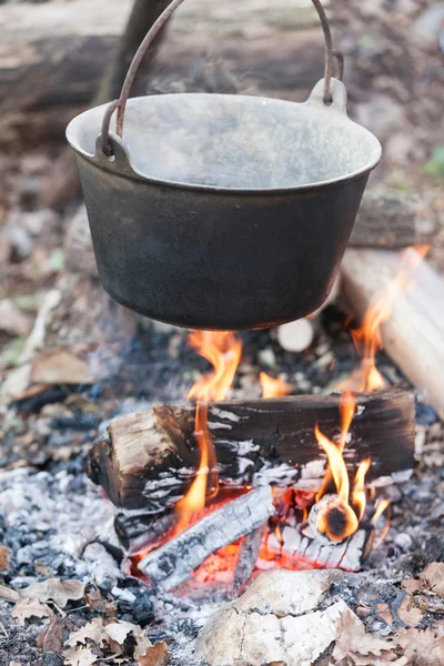 Pentola sul fuoco — Foto Stock