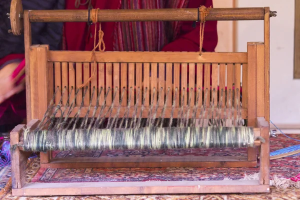 Old loom weaving — Stock Photo, Image