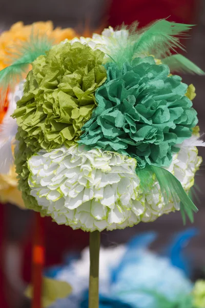 Handgeschept papier bloemen — Stockfoto
