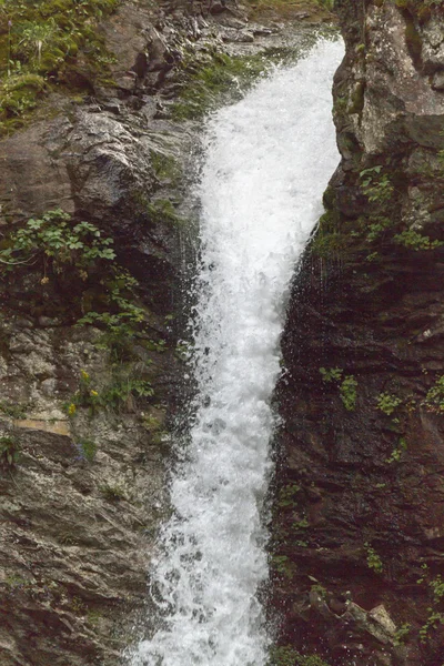 河流上的瀑布 — 图库照片