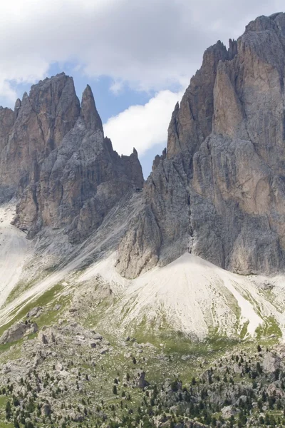 Liggande rocky mountain — Stockfoto