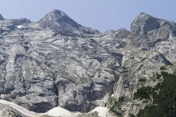 Landschap rotsachtige berg — Stockfoto