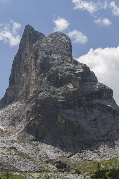 Paesaggio montagna rocciosa — Foto Stock