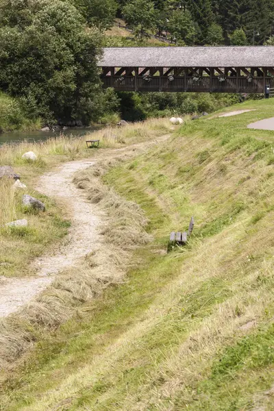 Stezka v horách — Stock fotografie