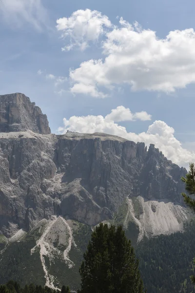 Liggande rocky mountain — Stockfoto