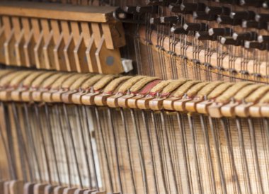 Piyano eski çekiçler