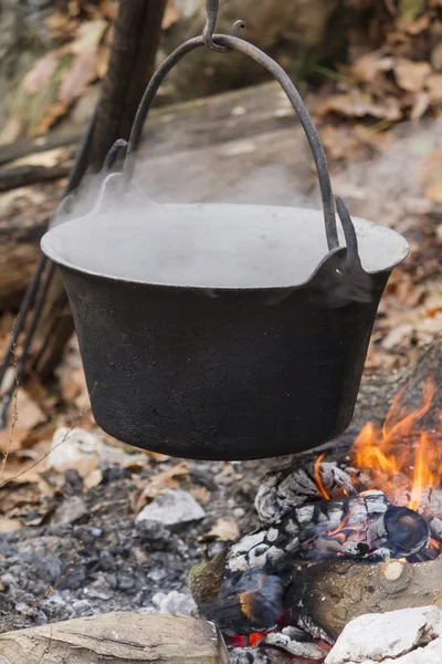 Pentola sul fuoco — Foto Stock