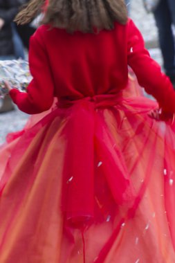 Karnavalda maskeleri