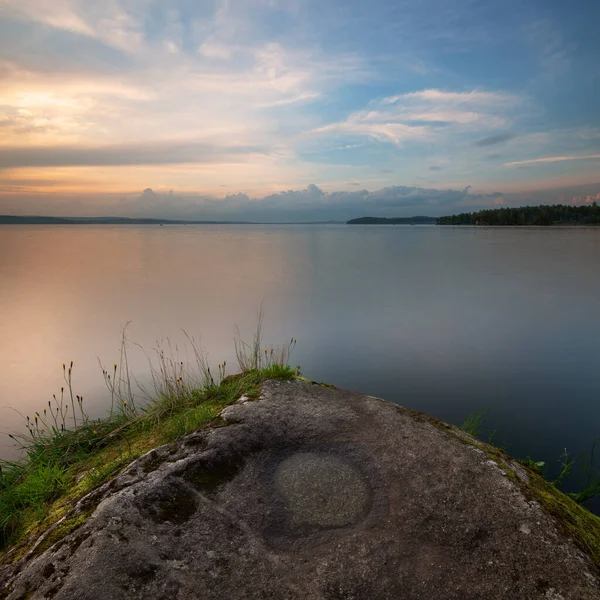 Landskap Som Fångas Vid Solnedgången Med Strukturerad Förgrund Och Lång — Stockfoto