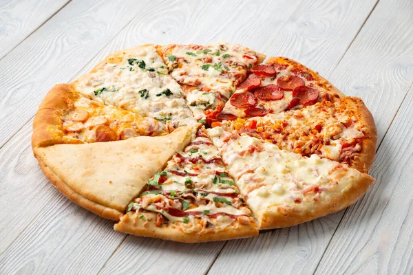 Olika Pizzabitar Cirkel Stockbild