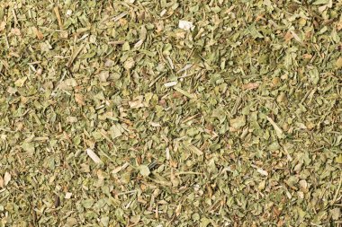 Kurutulmuş fesleğen çeşnisi.