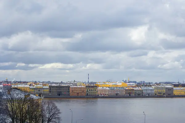 Ville Saint Pétersbourg Printemps Centre Ville Vue Sur Rivière Neva — Photo