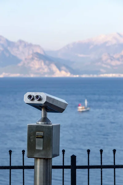 Nas Margens Antalya Binóculos Paisagem Visão Geral Perturbada Turquia — Fotografia de Stock